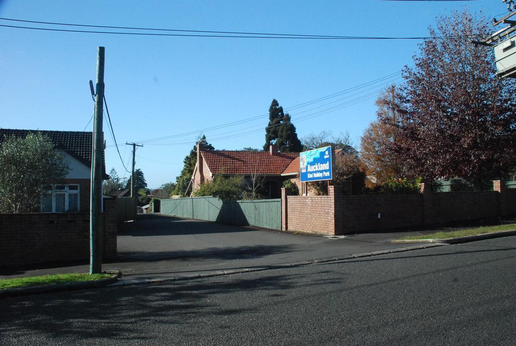 Avondale Motor Park Hotel Auckland Buitenkant foto
