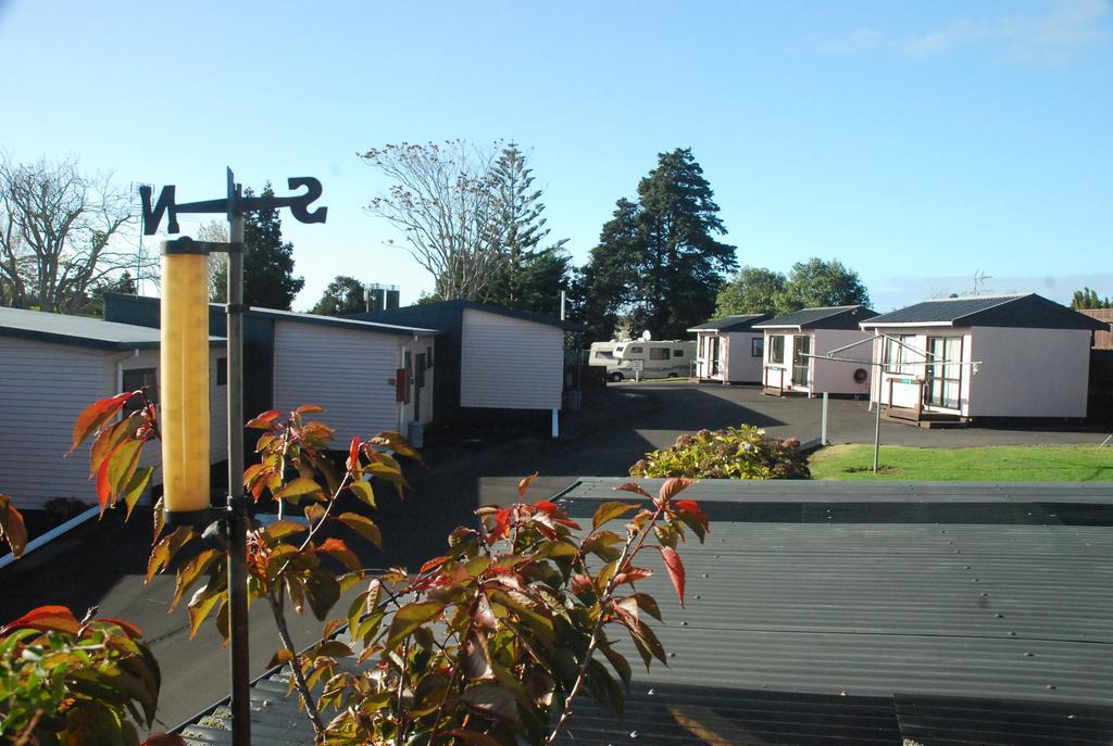 Avondale Motor Park Hotel Auckland Buitenkant foto
