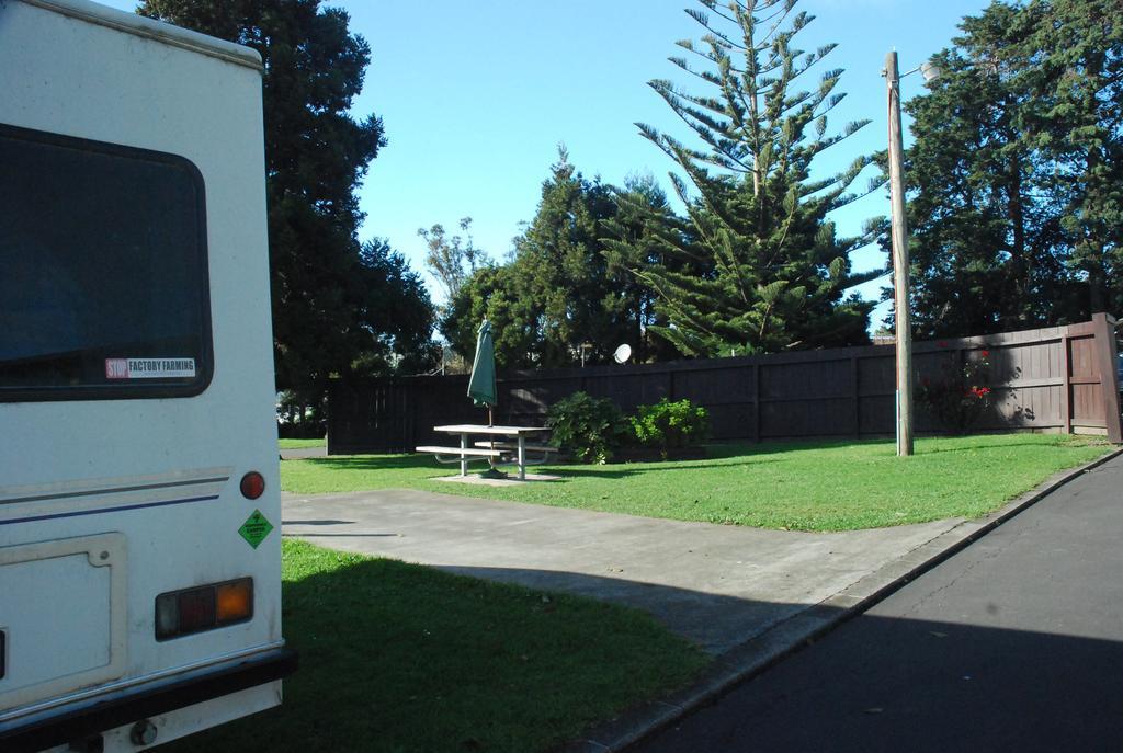 Avondale Motor Park Hotel Auckland Buitenkant foto