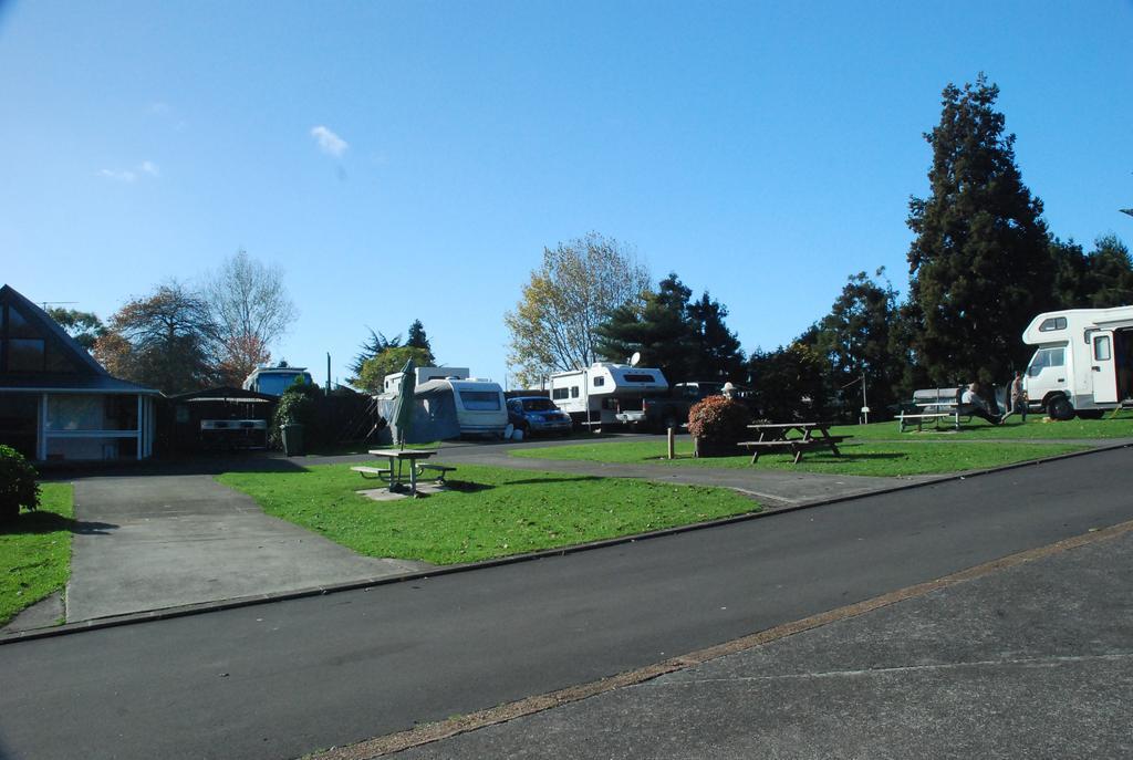 Avondale Motor Park Hotel Auckland Buitenkant foto