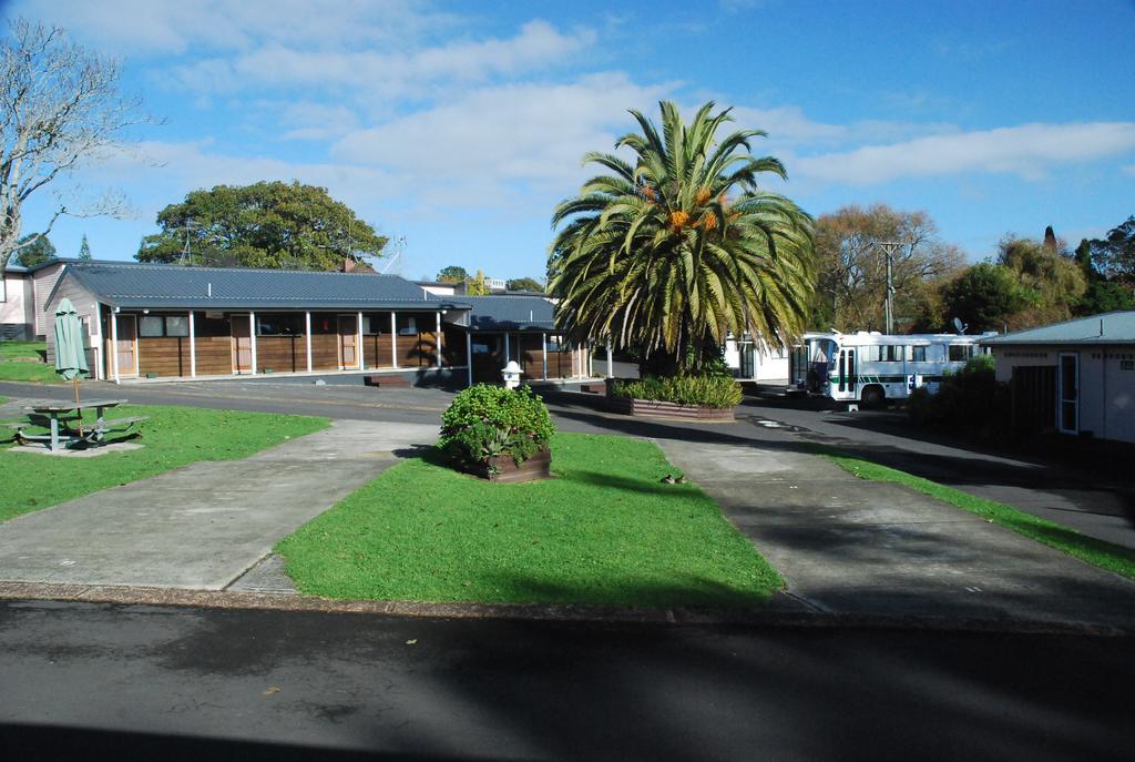 Avondale Motor Park Hotel Auckland Buitenkant foto