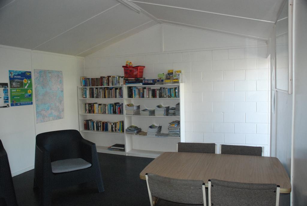 Avondale Motor Park Hotel Auckland Buitenkant foto